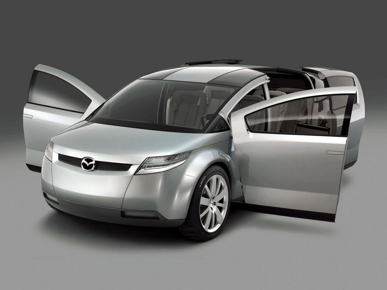 Mazda Washu Concept 2003 002.jpg